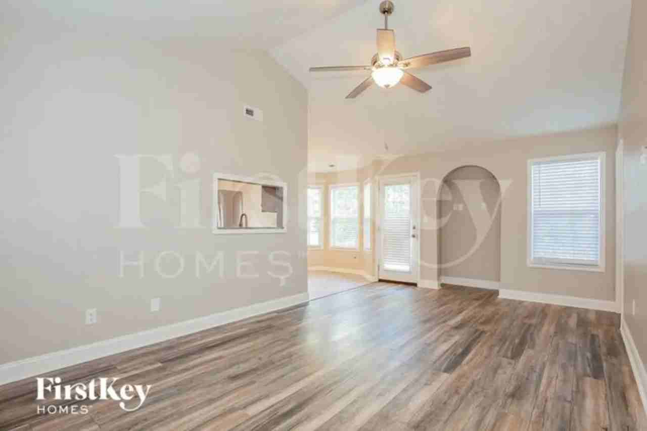 3113 Strong Box Ln - Photo 3 of 15