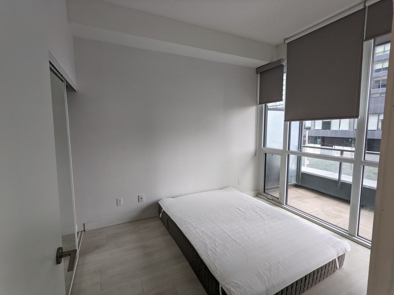 Bathurst St & Fort York Blvd #208 - Photo 7 of 9