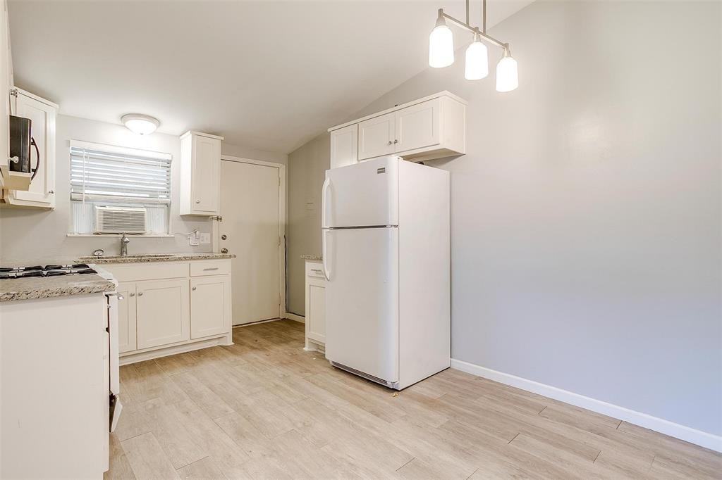 5500 Birchman Ave - Photo 7 of 12