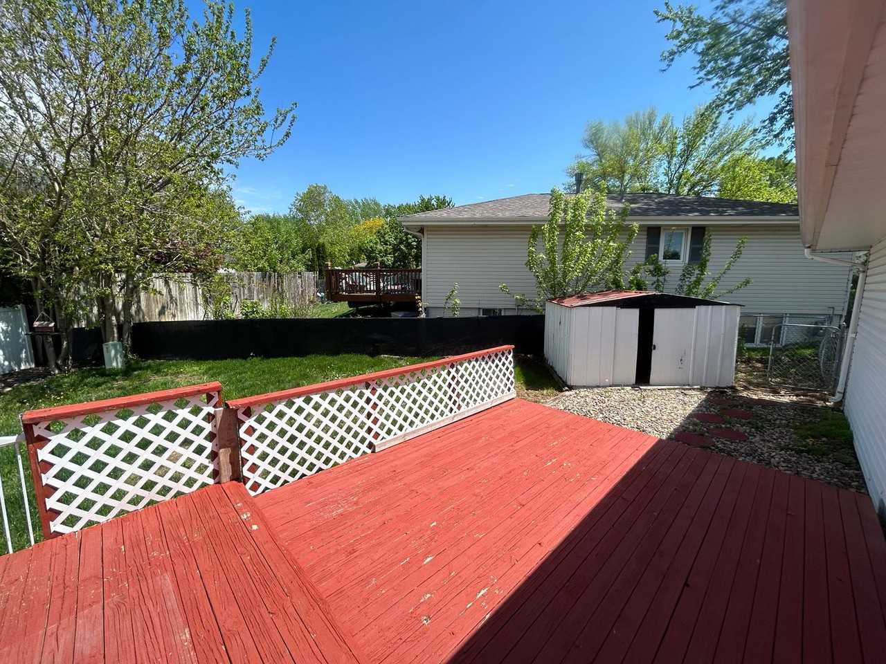 8510 Morning Glory Ln - Photo 3 of 20