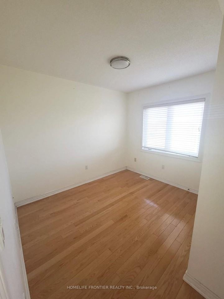 126 Vittorio De Luca Drive - Photo 2 of 6