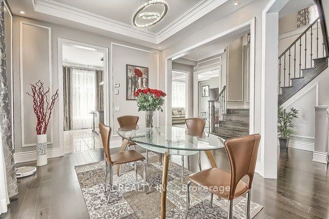 21 Fitzmaurice Drive - Photo 2 of 6