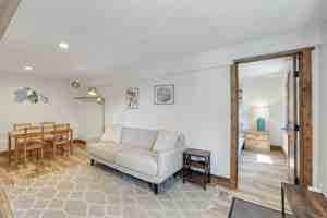 featured image of 92 Club House Rd