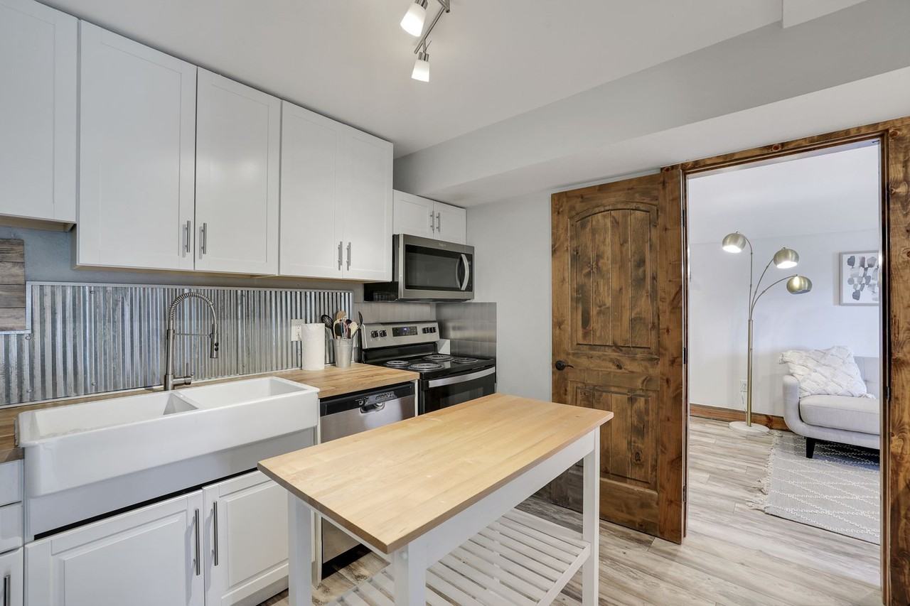 92 Club House Rd - Photo 4 of 16