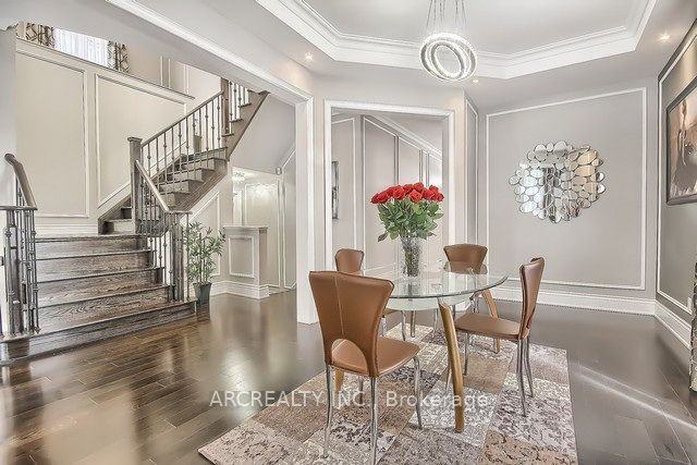 21 Fitzmaurice Drive - Photo 3 of 6