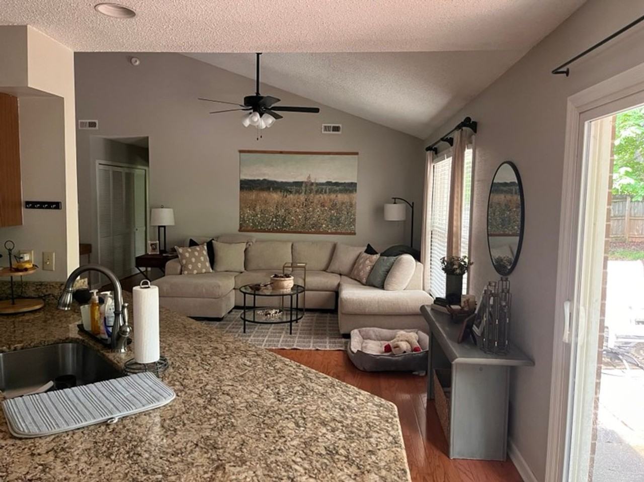 1412 Clear Brook Dr - Photo 5 of 17