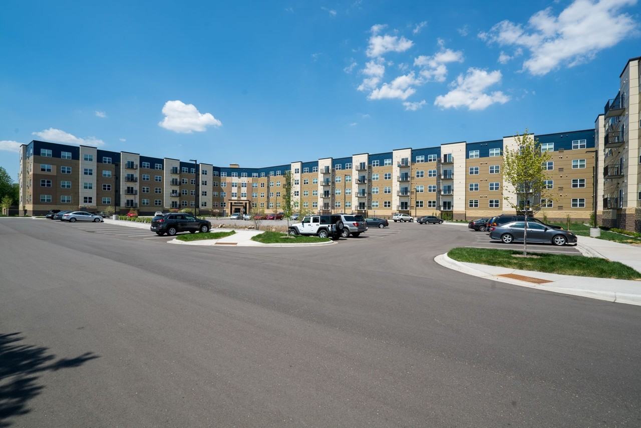 Viridian Central - Photo 2 of 29