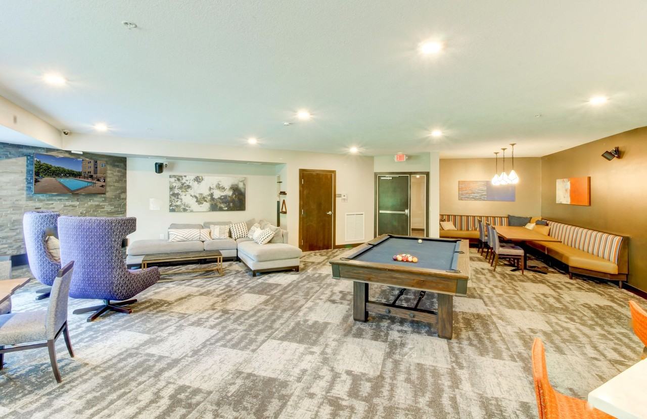 Viridian Central - Photo 5 of 29