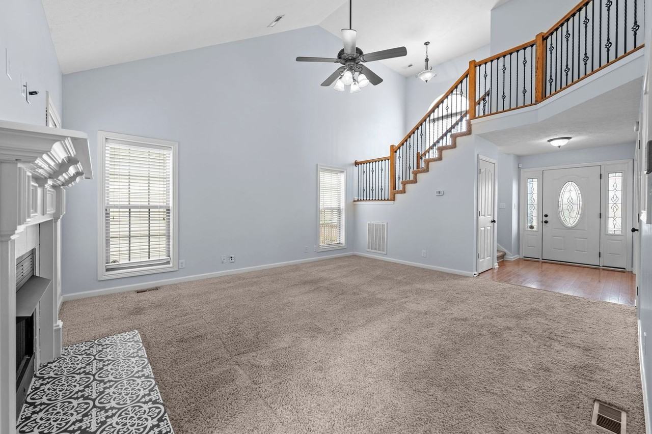 2916 Brewster Dr - Photo 5 of 31