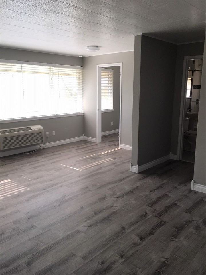 The Heights Apartments - Photo 4 of 19