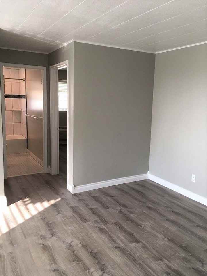 The Heights Apartments - Photo 7 of 19