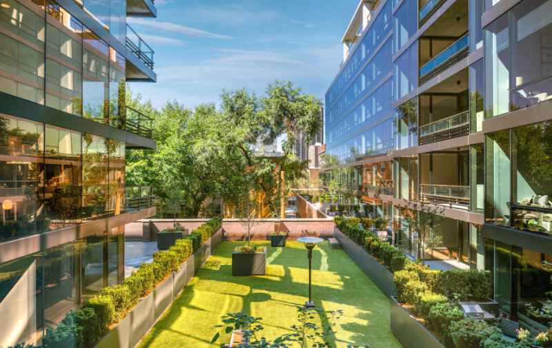 3442 N Broadway St - Photo 6 of 13