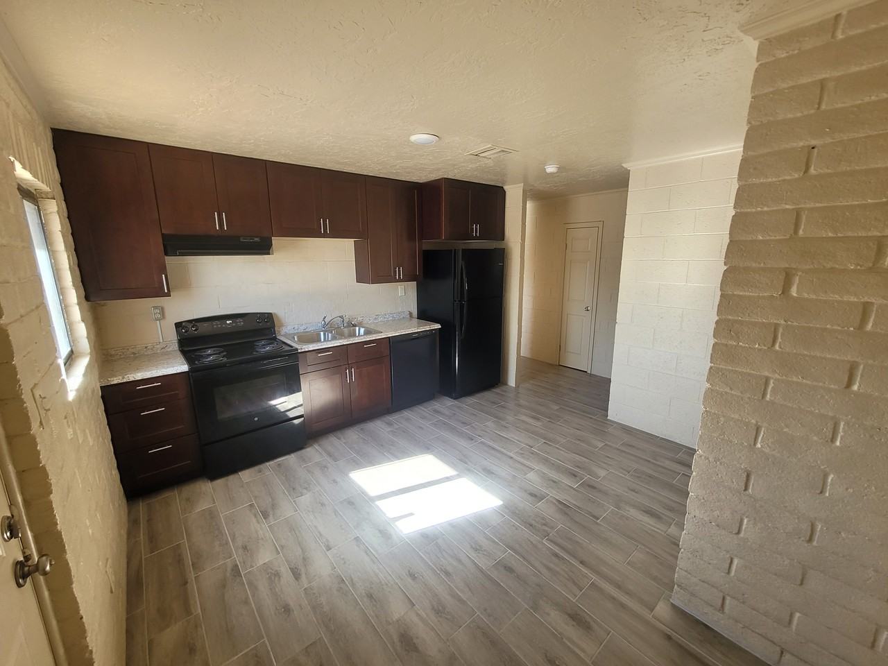 801 S. Espina - 2 #2 - Photo 3 of 16