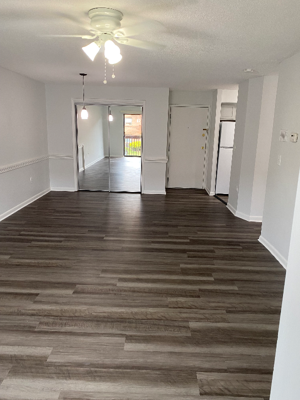 2216 Harbor View Dr - Photo 3 of 15