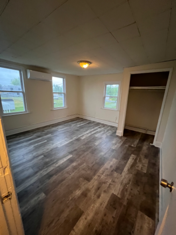 2509 S Snyder Ave - Photo 3 of 7
