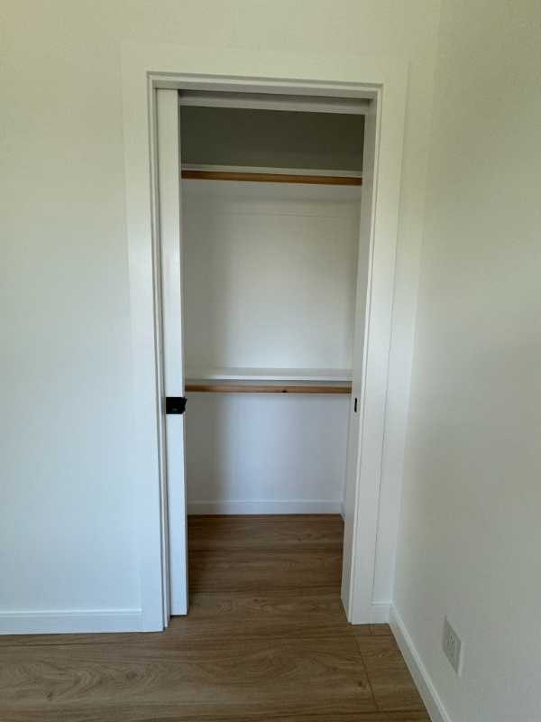 870 Claremont Dr - Photo 2 of 19