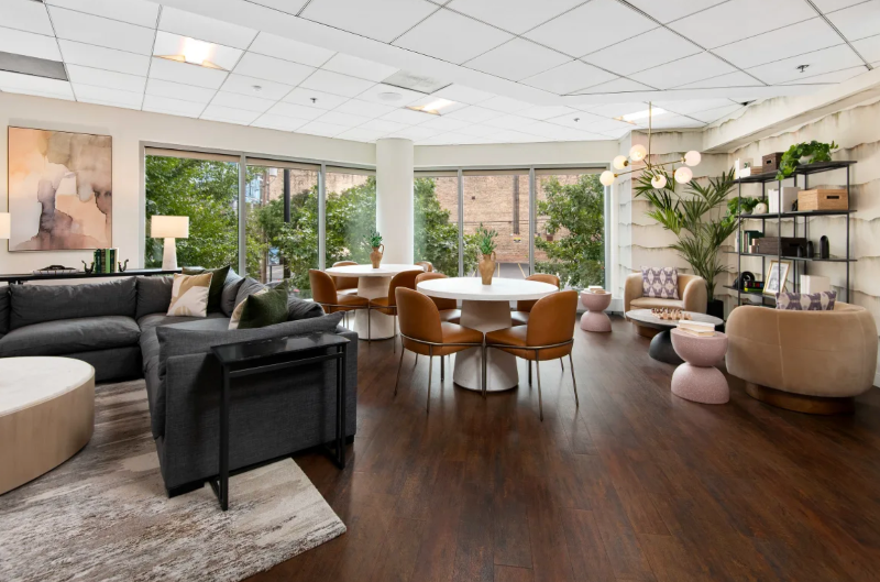 305 N Canal St - Photo 6 of 6