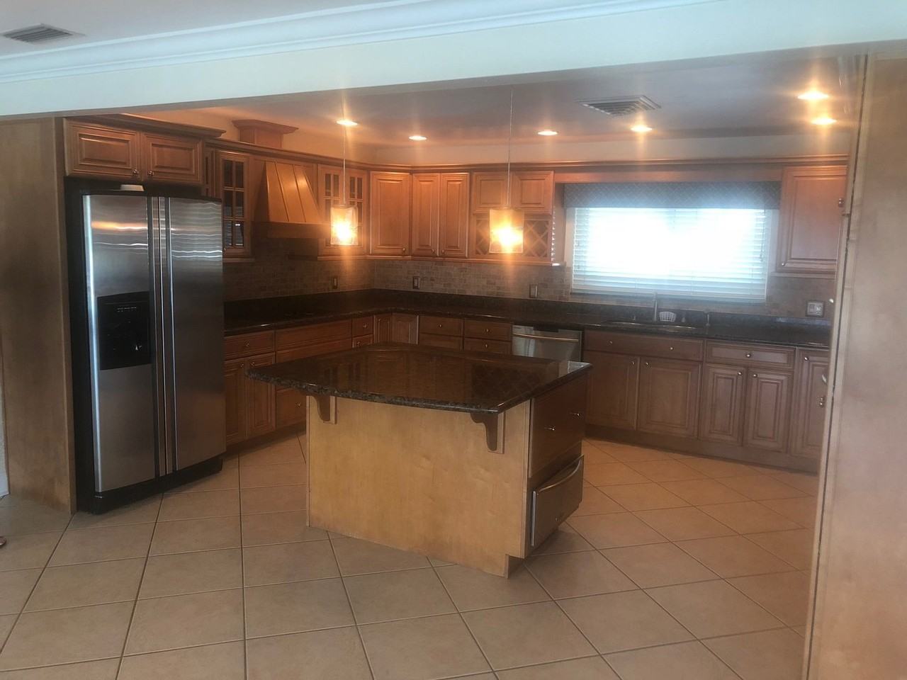 6441 4th Palm Pt - Photo 2 of 23