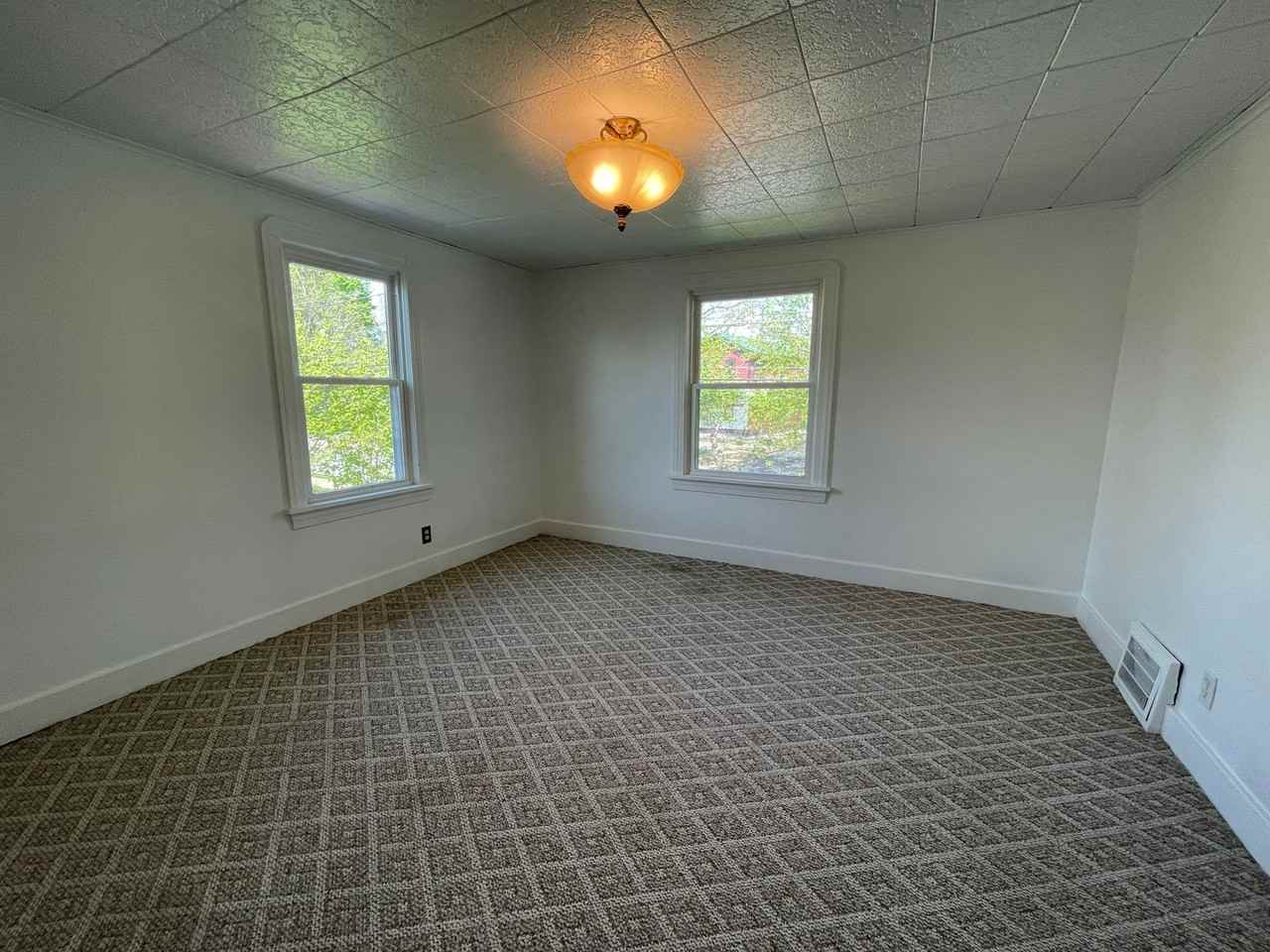 1022 S Morgan St - Photo 3 of 8