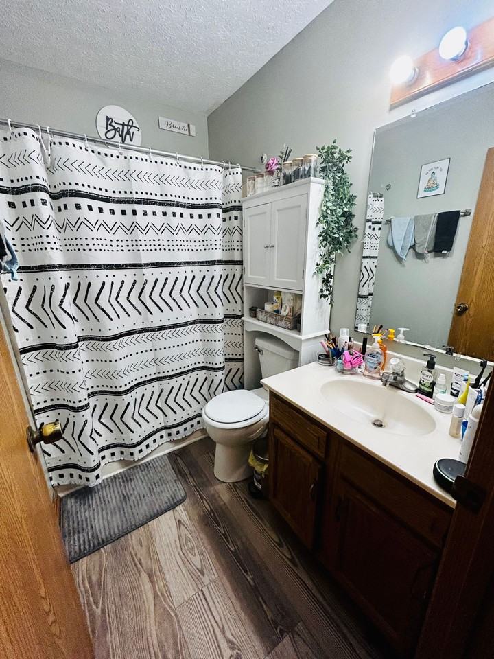 Spencer Townhouses - Photo 2 of 7