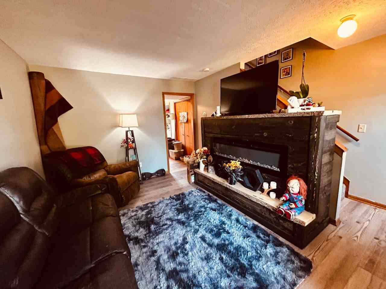 Spencer Townhouses - Photo 5 of 7