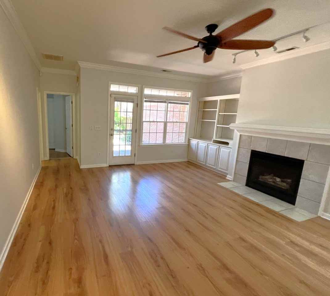 829 Ruffin St - Photo 4 of 38