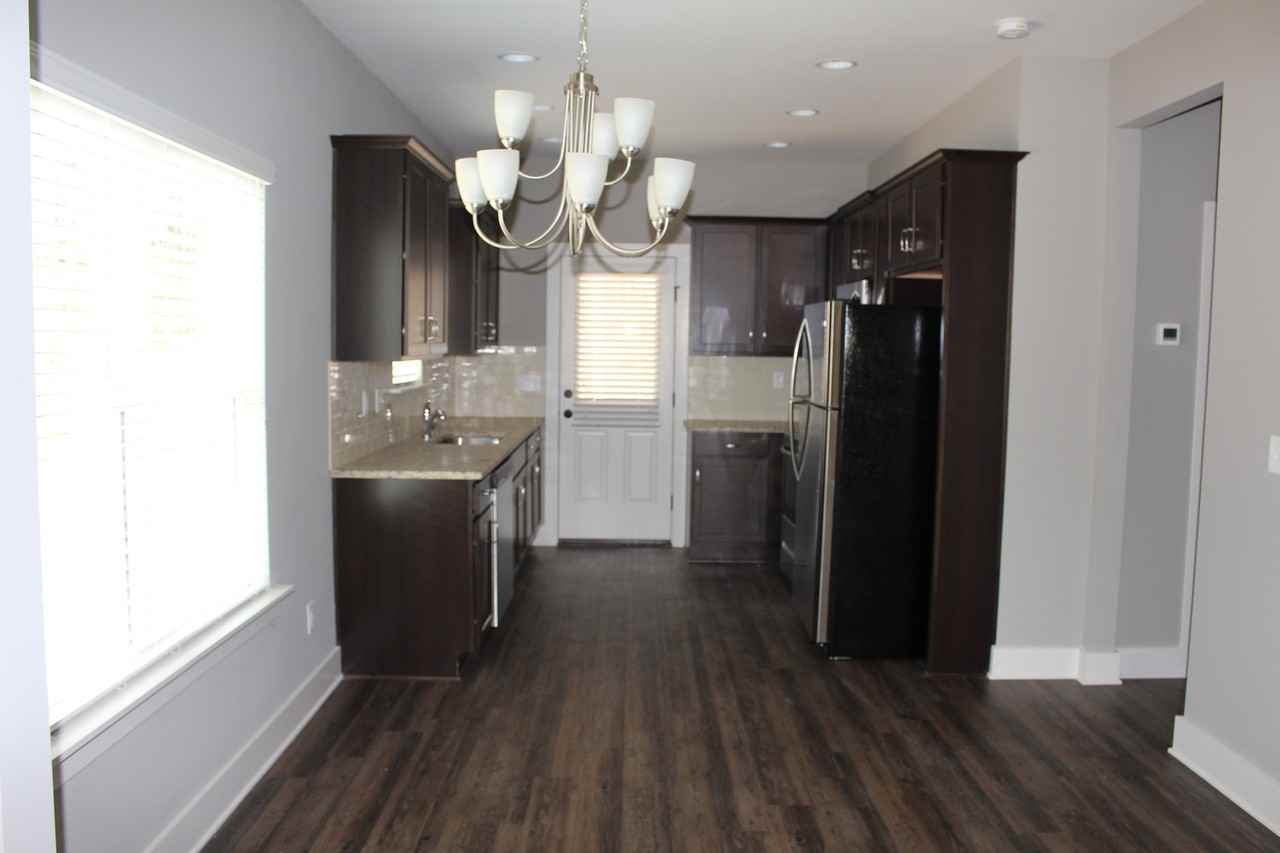 3982 Valley Mnr - Photo 2 of 22