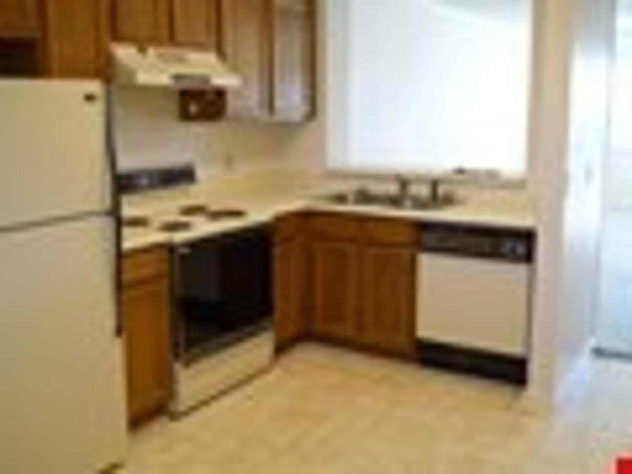 650 Cedar Point Blvd - Photo 7 of 8