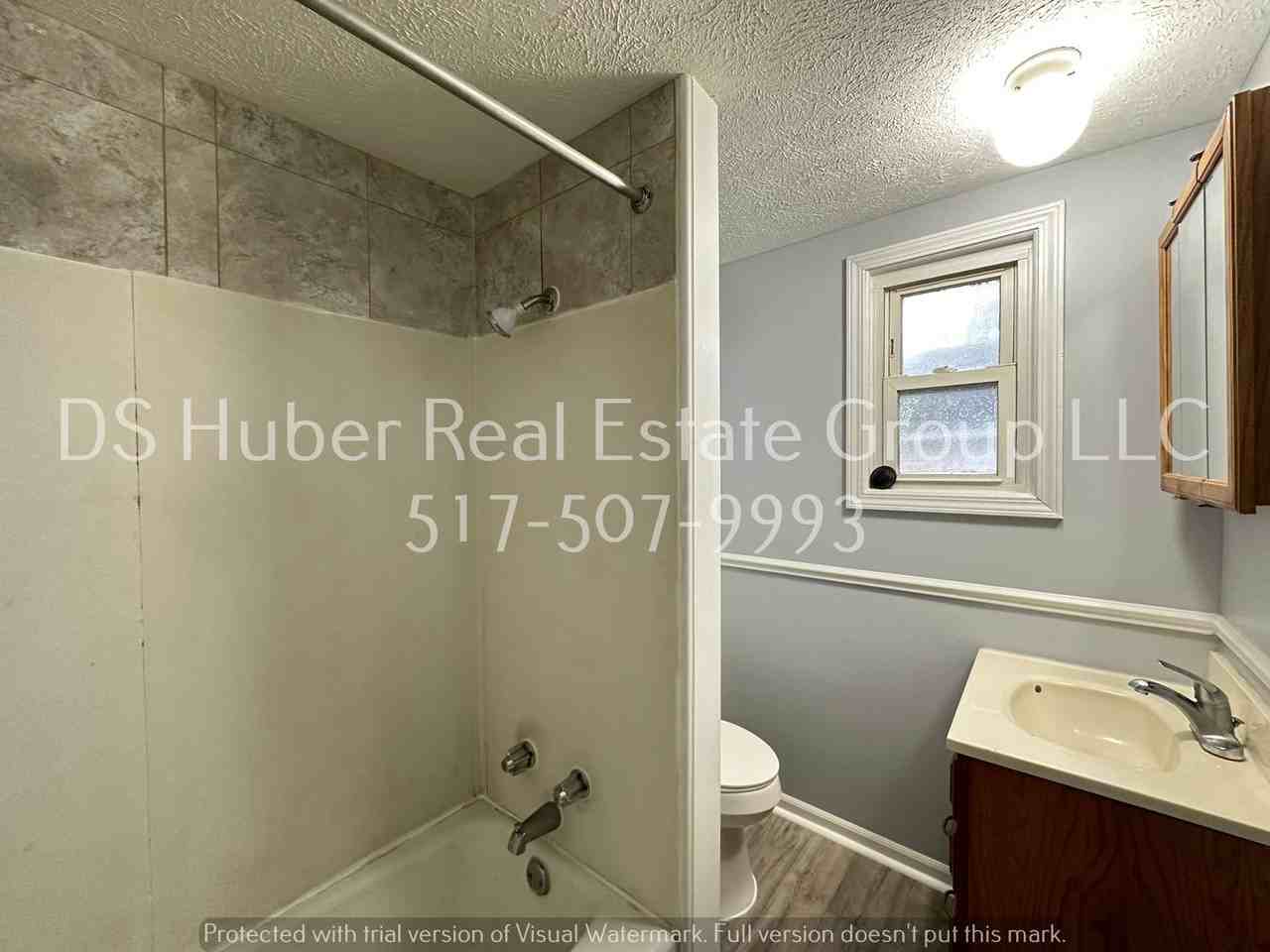 1138 Porter St - Photo 5 of 12