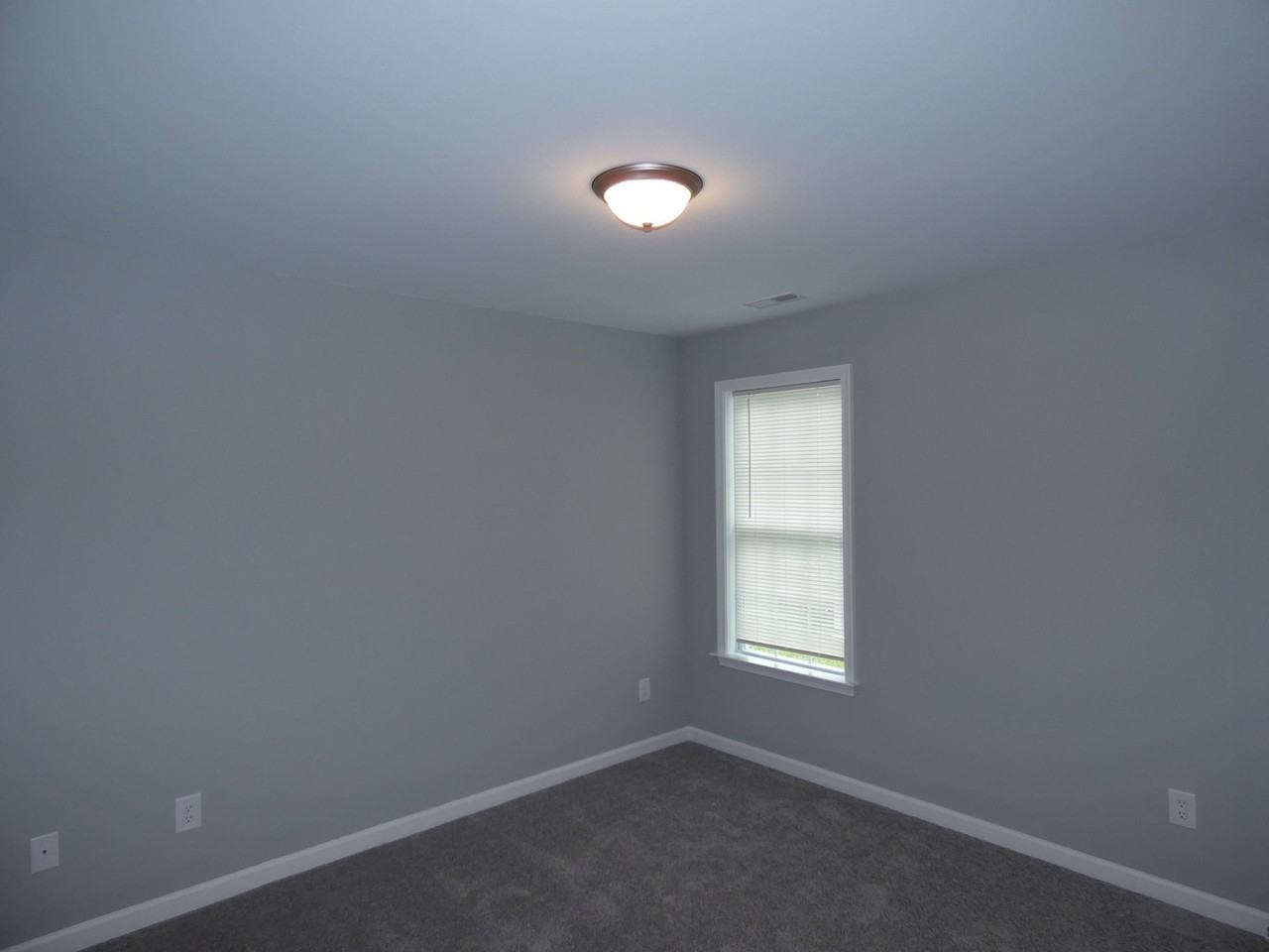 1930 Sapphire Rd - Photo 6 of 16