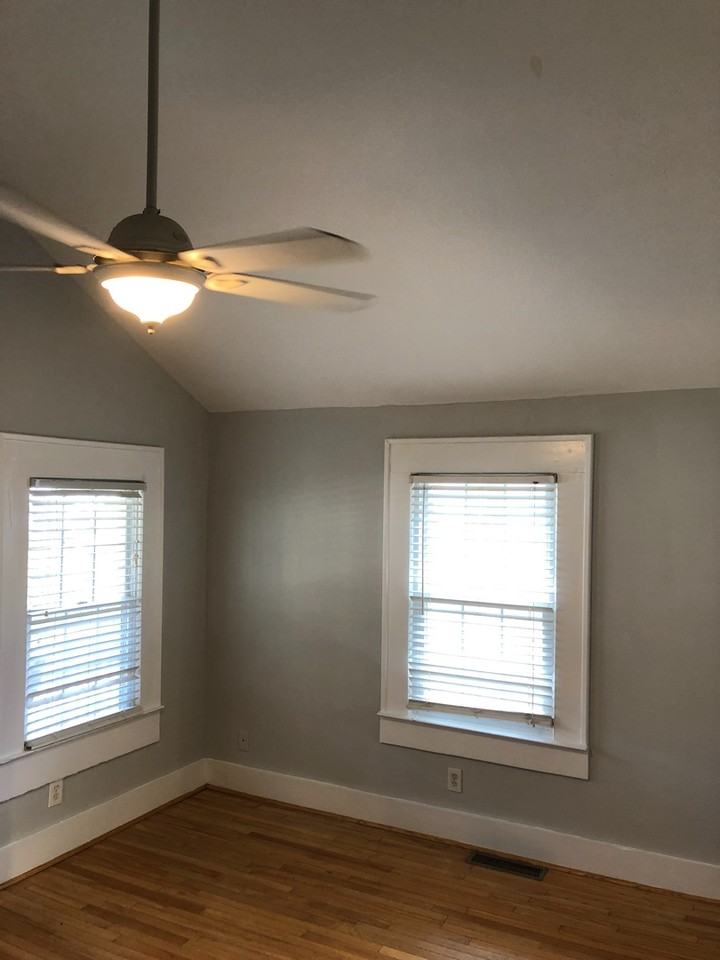 441 Kendrick Avenue Southeast - Photo 4 of 24