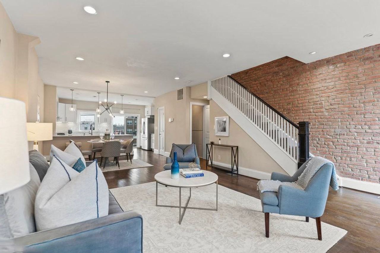 1016 Quebec Pl NW - Photo 3 of 33