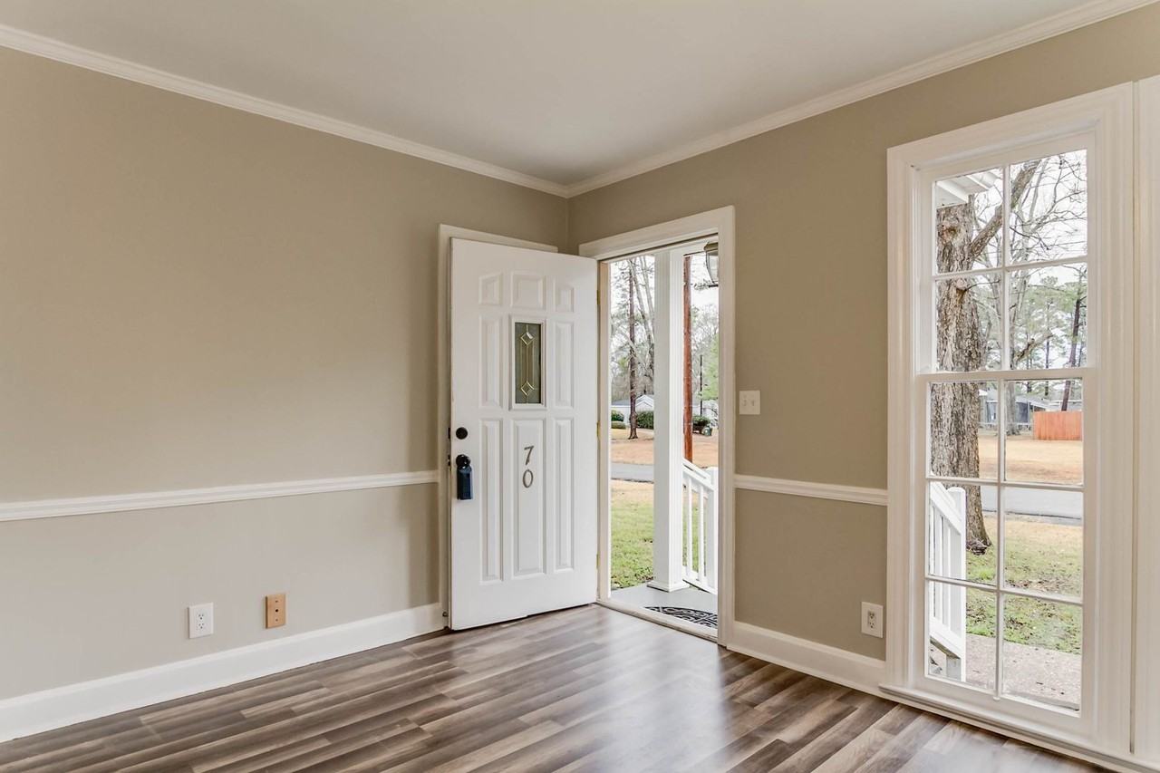 70 Cedar Knl - Photo 4 of 15