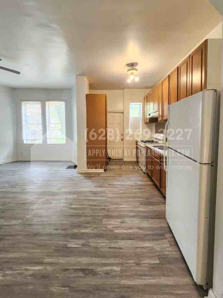 2905 Norfolk Ave - Photo 2 of 28
