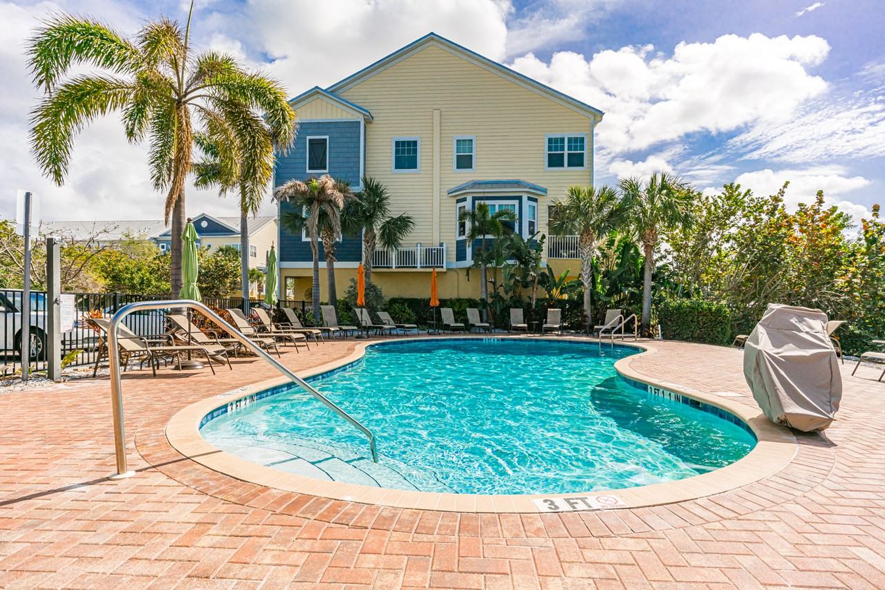 112 Haven Beach Dr #101 - Photo 2 of 37