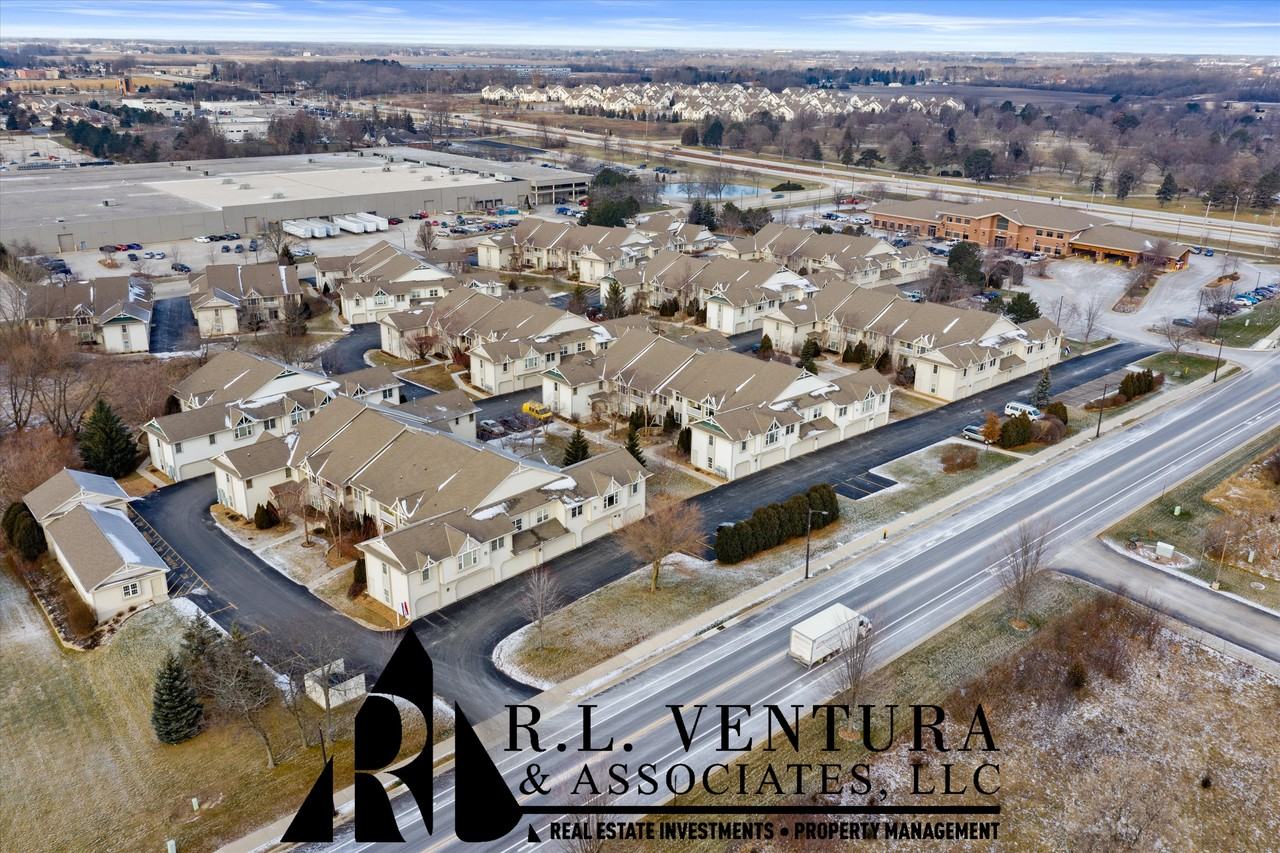 1521 92nd St #124 - Photo 3 of 23