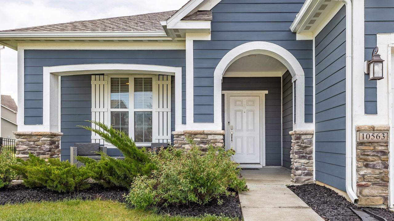 10563 Stableview Dr #NA - Photo 2 of 31