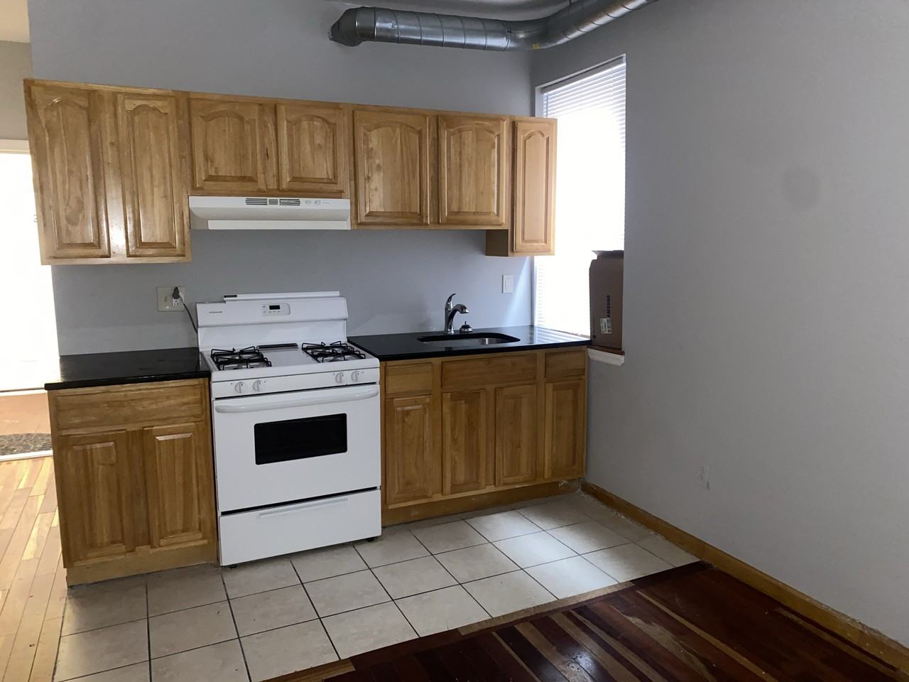 Chestnut St. Apartments - Photo 4 of 5