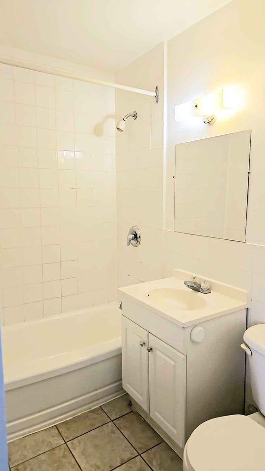 6210 Yonge Street #307 - Photo 3 of 5