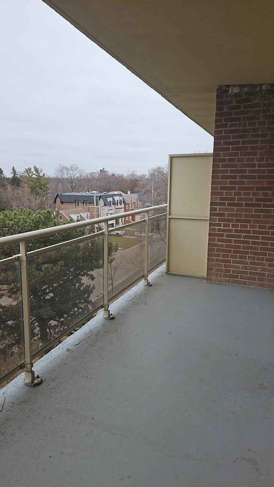 6210 Yonge Street #307 - Photo 4 of 5