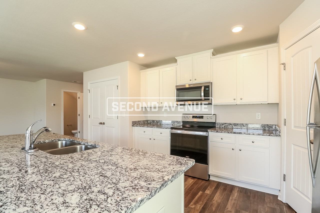 622 Wild Tulip Ct - Photo 2 of 31
