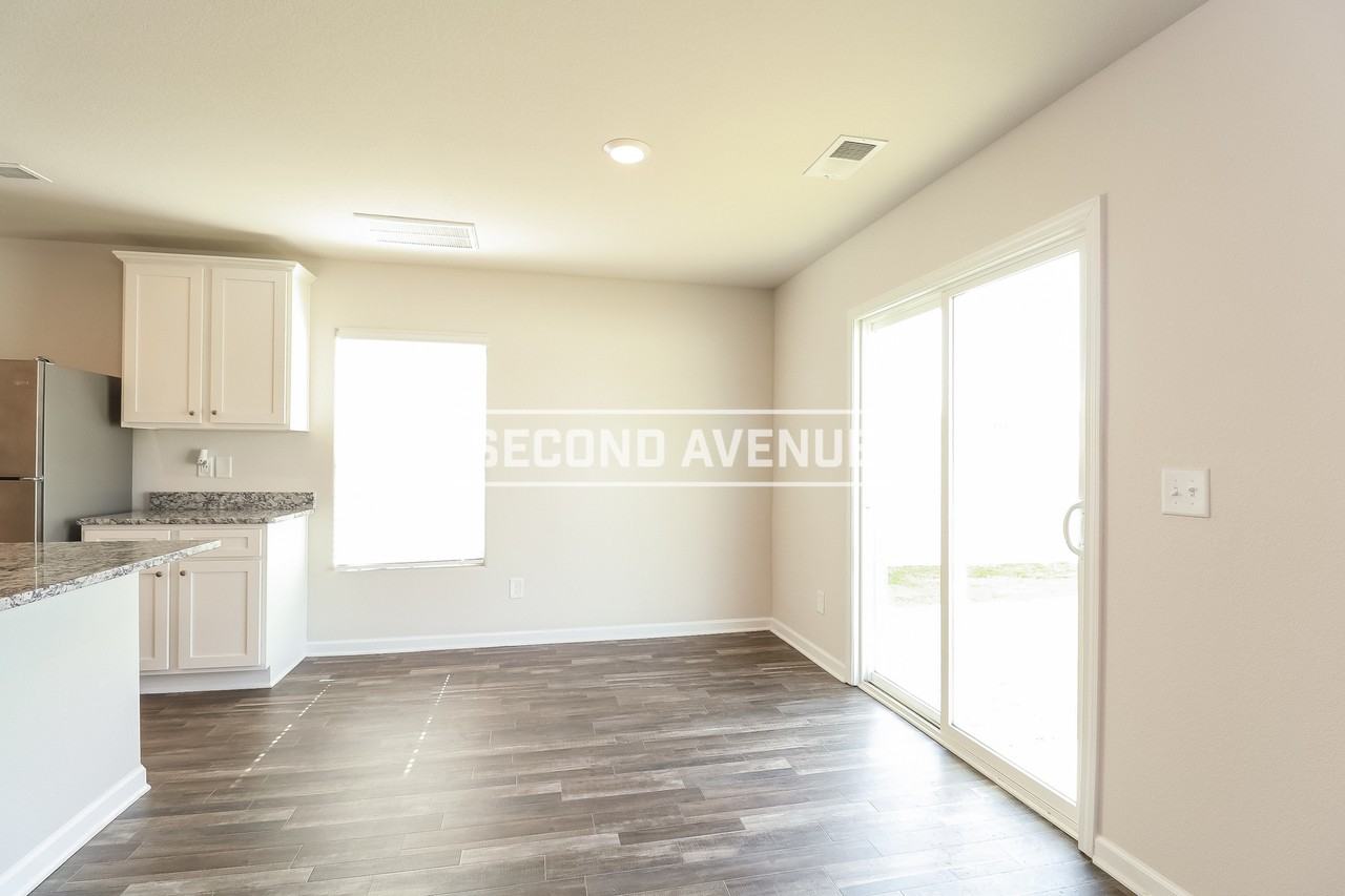 622 Wild Tulip Ct - Photo 6 of 31