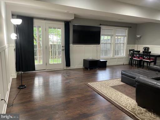 25249 Destination Sq - Photo 2 of 10