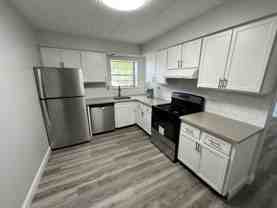 906 Erdner Ave #4 - Photo 1 of 1