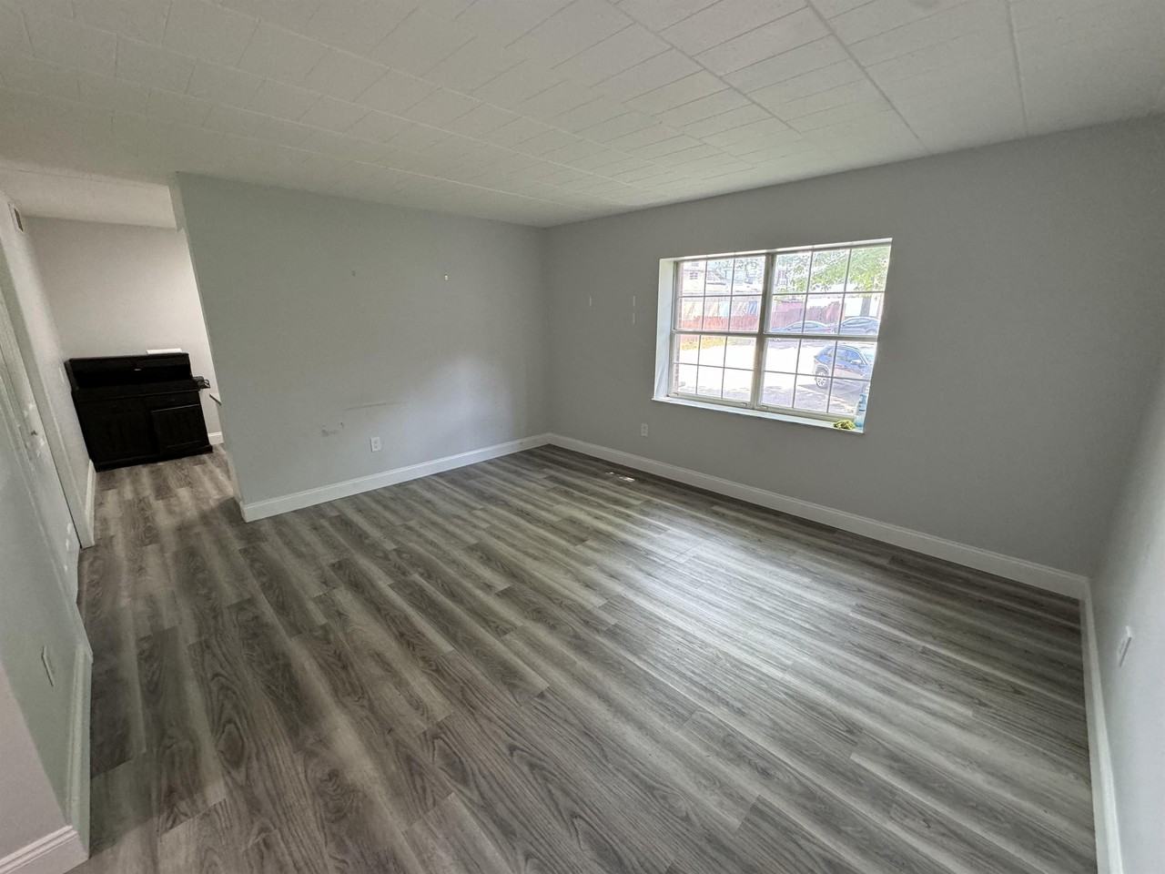 906 Erdner Ave #4 - Photo 5 of 12