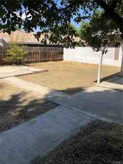 26721 Stanford St #1 - Photo 4 of 10