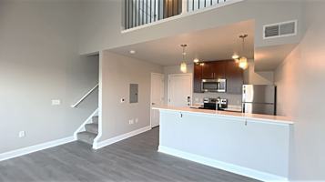 featured image of 200 5th Ave