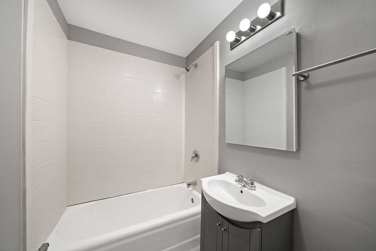 1425 North Ave - Photo 7 of 14