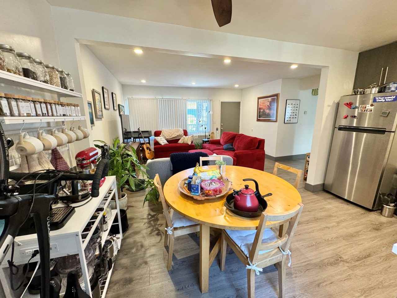 cla372 - Photo 6 of 50