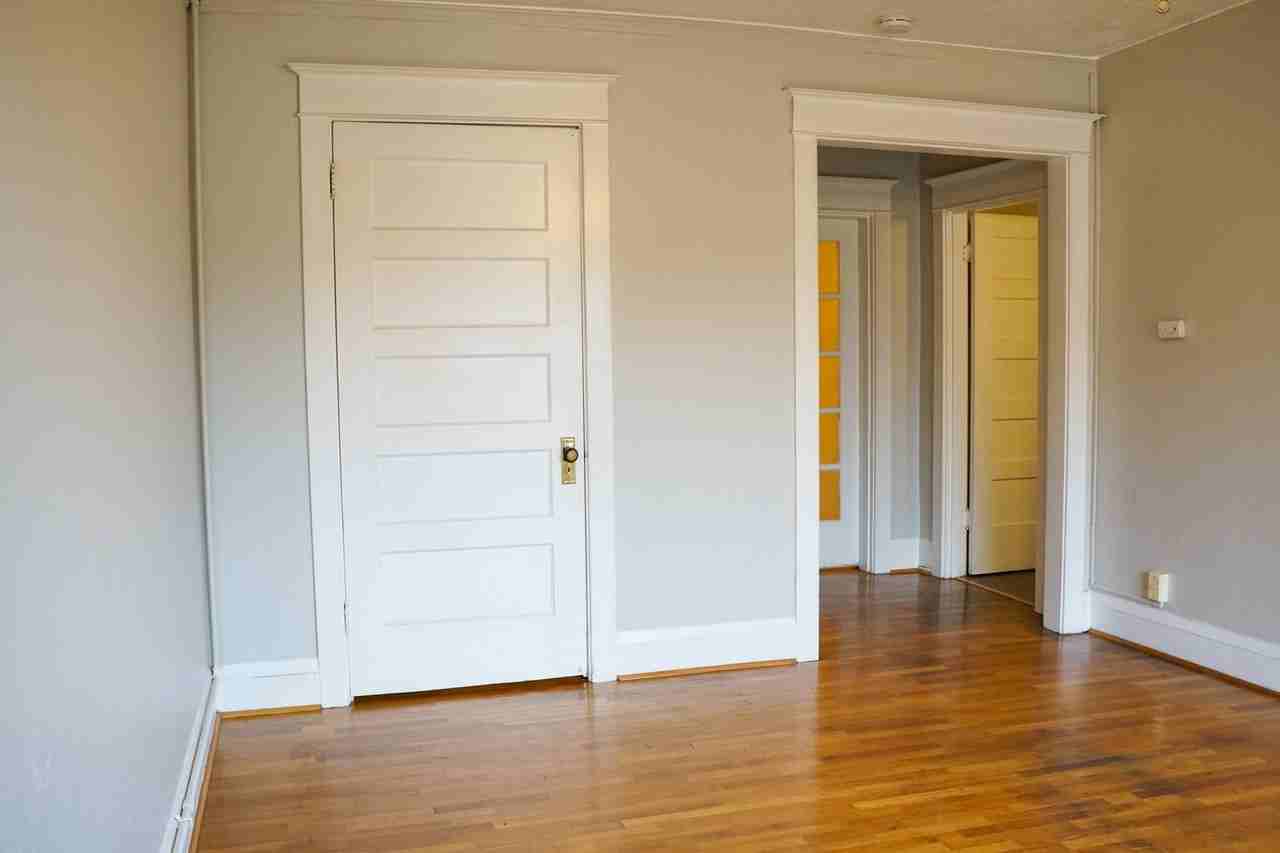 2943 Se Alder St #20 - Photo 2 of 13
